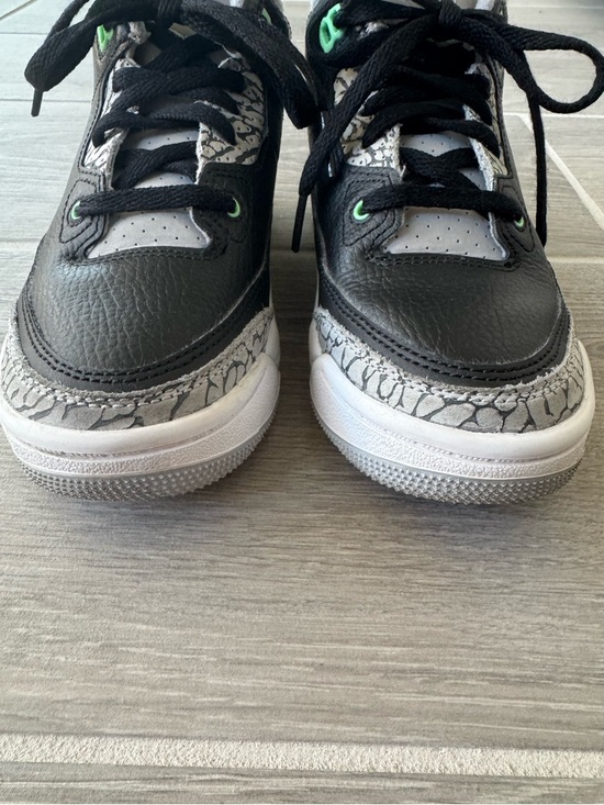 Kids Air Jordan 3 - Picture 4 of 7